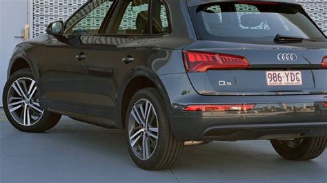 audi q5 manhattan grey.